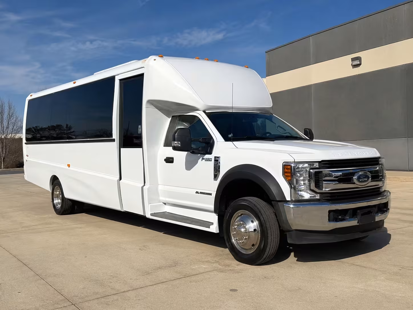 18 passenger minibus