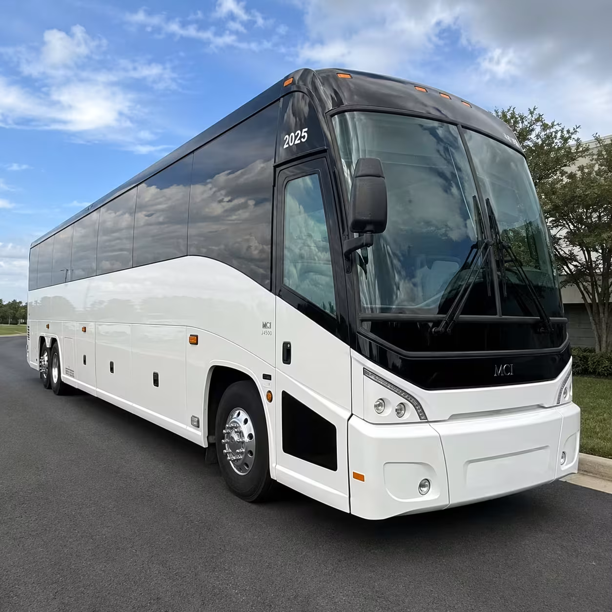 newton charter bus rentals to xfinity center in mansfield